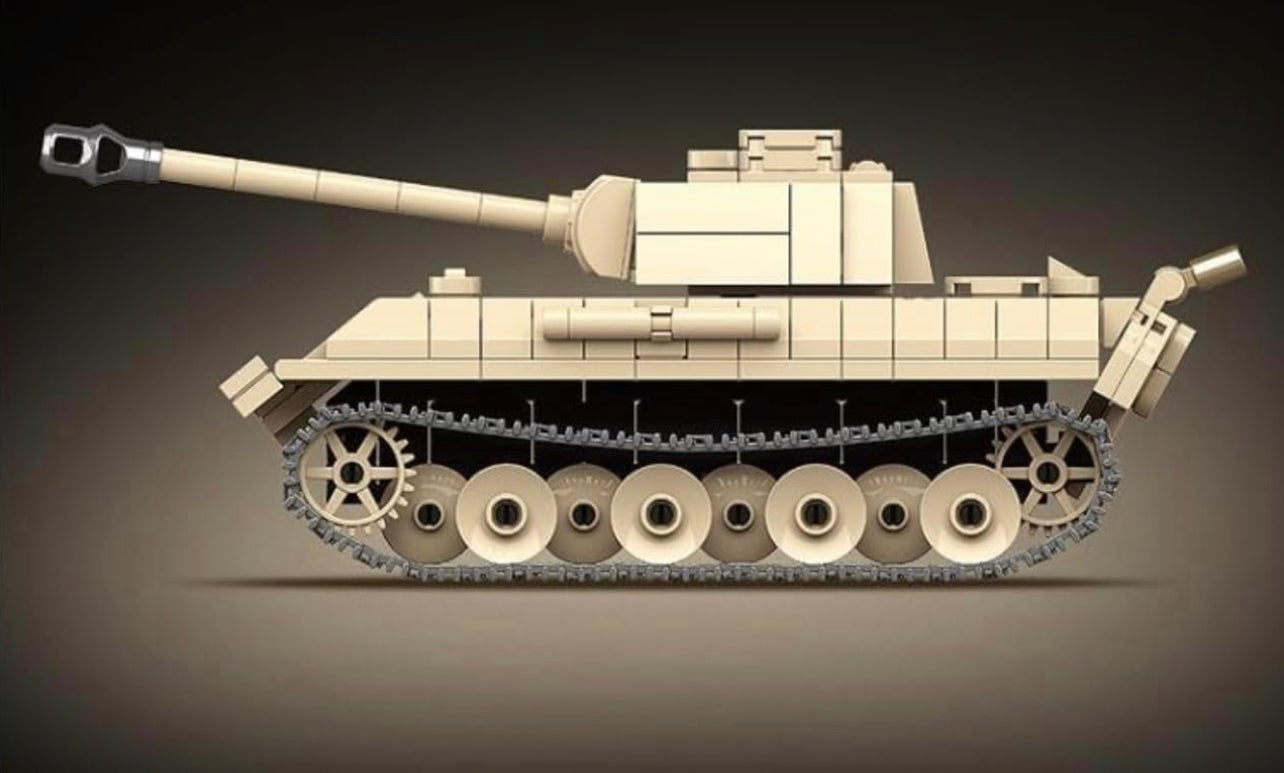 Side view of German Panther tank brick set – compatible military building blocks with historically accurate tread and silhouette