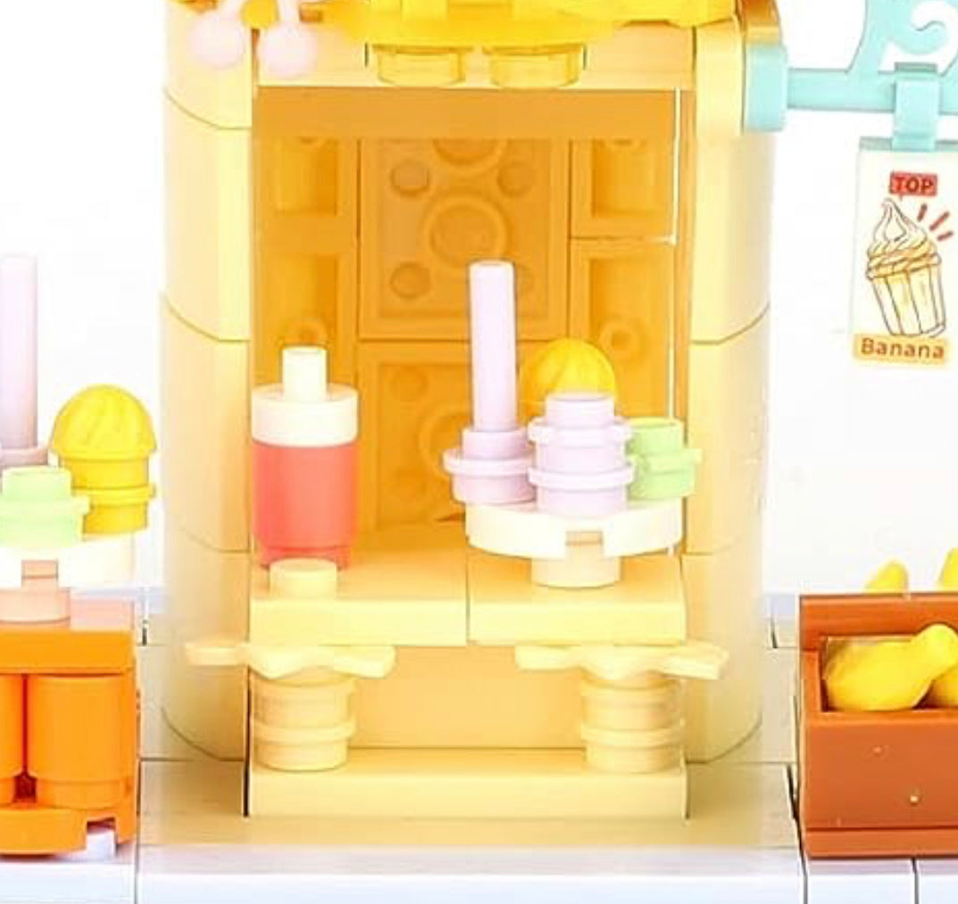 Banana Cabin Ice Cream Shop Building Blocks Set | General Jim's Toys & Bricks | GJ-BC