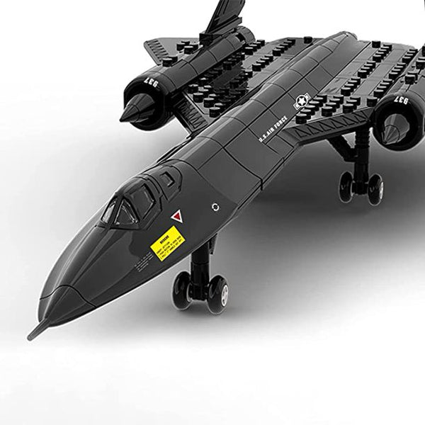 Military Series SR-71 Reconnaissance Aircraft Jet Blackbird Air Force Building Block Set (183 Pieces) -Building and Military Toys