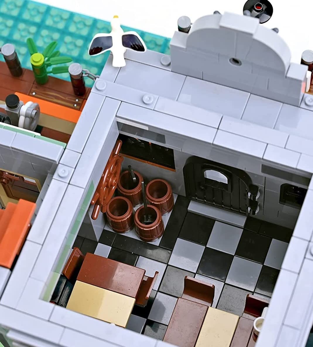 Harbortown Boat House Diner Building Blocks Set | General Jim’s Toys & Bricks | GJ-BHD