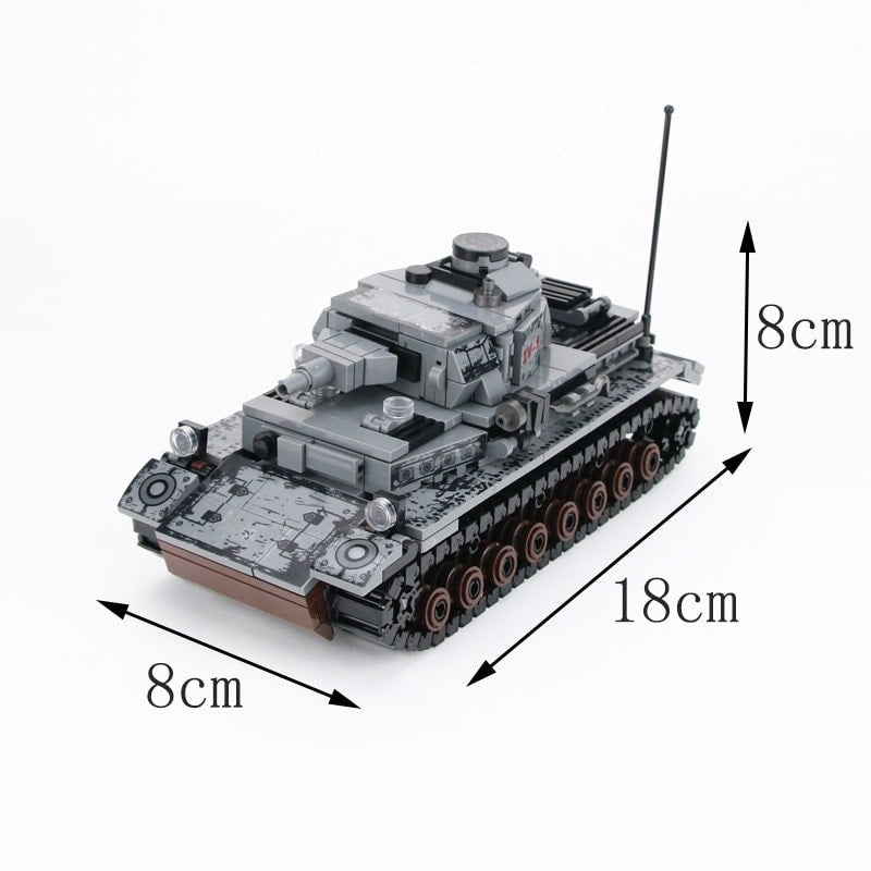 Panzer IV tank shown with product dimensions for WWII military building set collectors