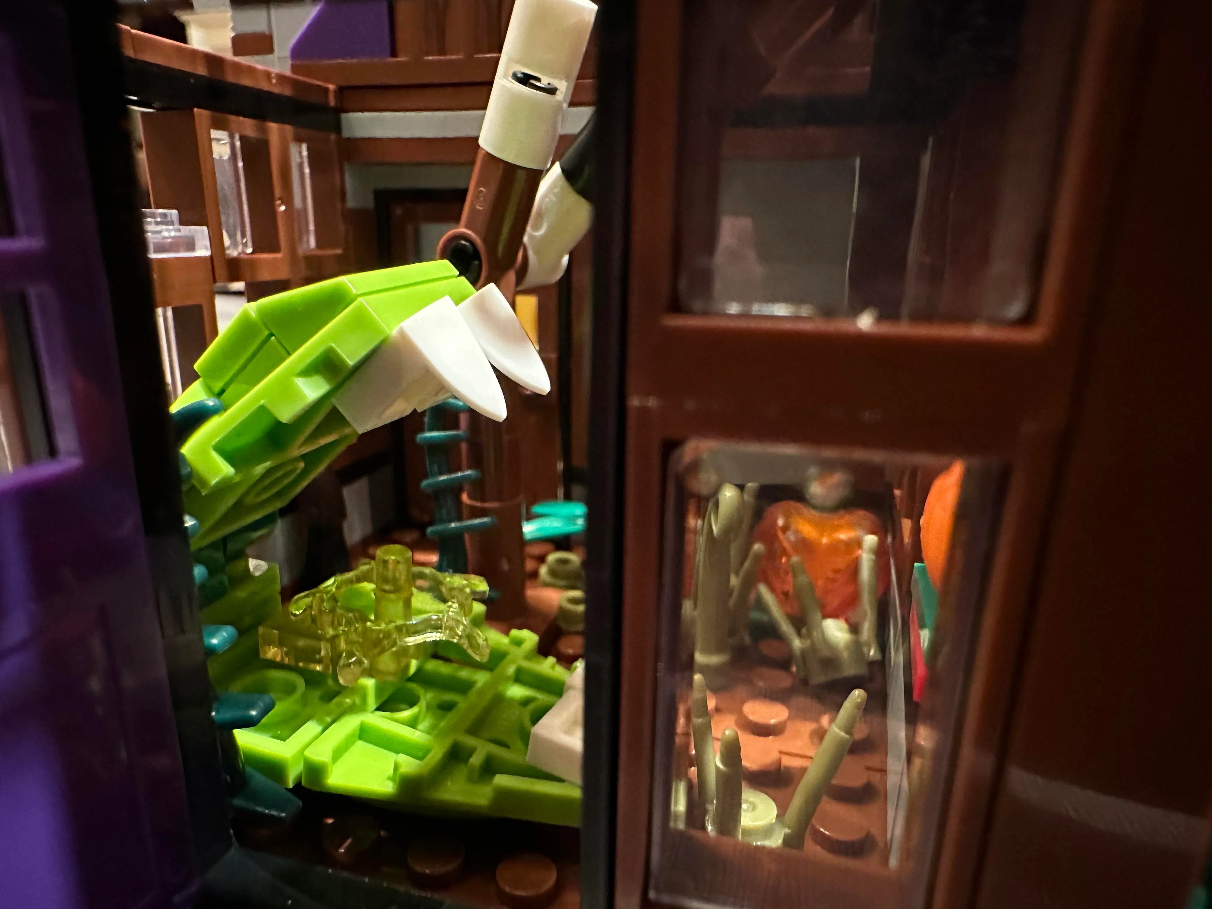 Haunted Manor Modular Building Block Set | General Jim's Toys & Bricks | GJ-HM